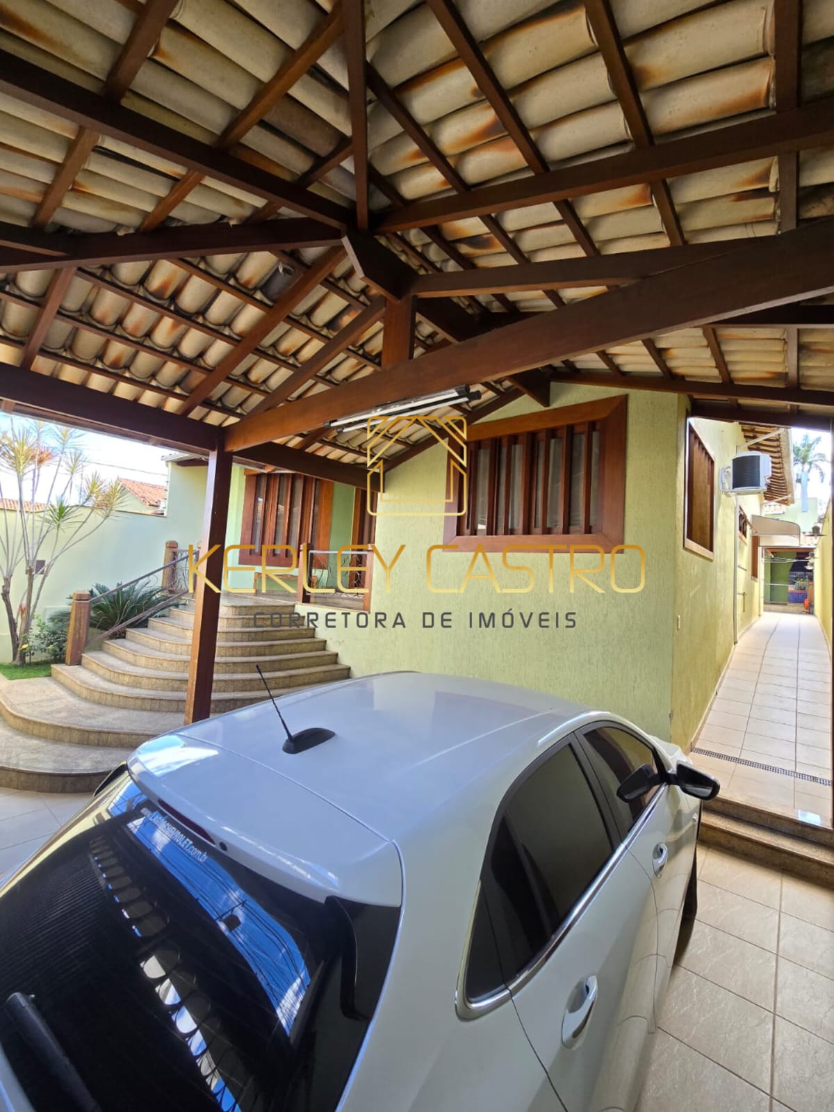 VENDO CASA-SANTA HELENA-Sete Lagoas, MG